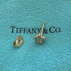 Tiffany & Co. 18k gold apple Stud Earring with Tiffany back SINGLE earring!